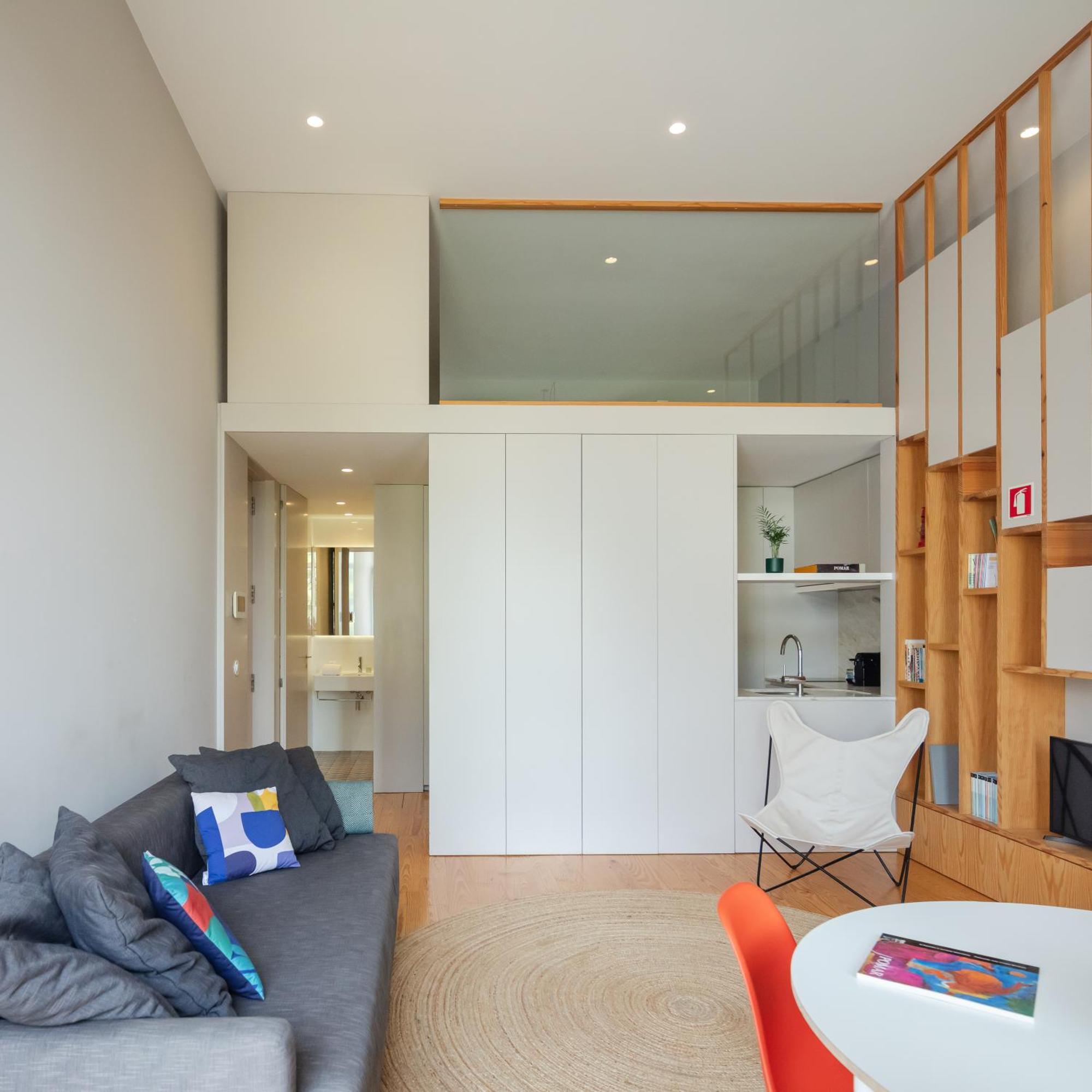 Baumhaus Serviced Living - Art & Design Apartments بورتو الغرفة الصورة