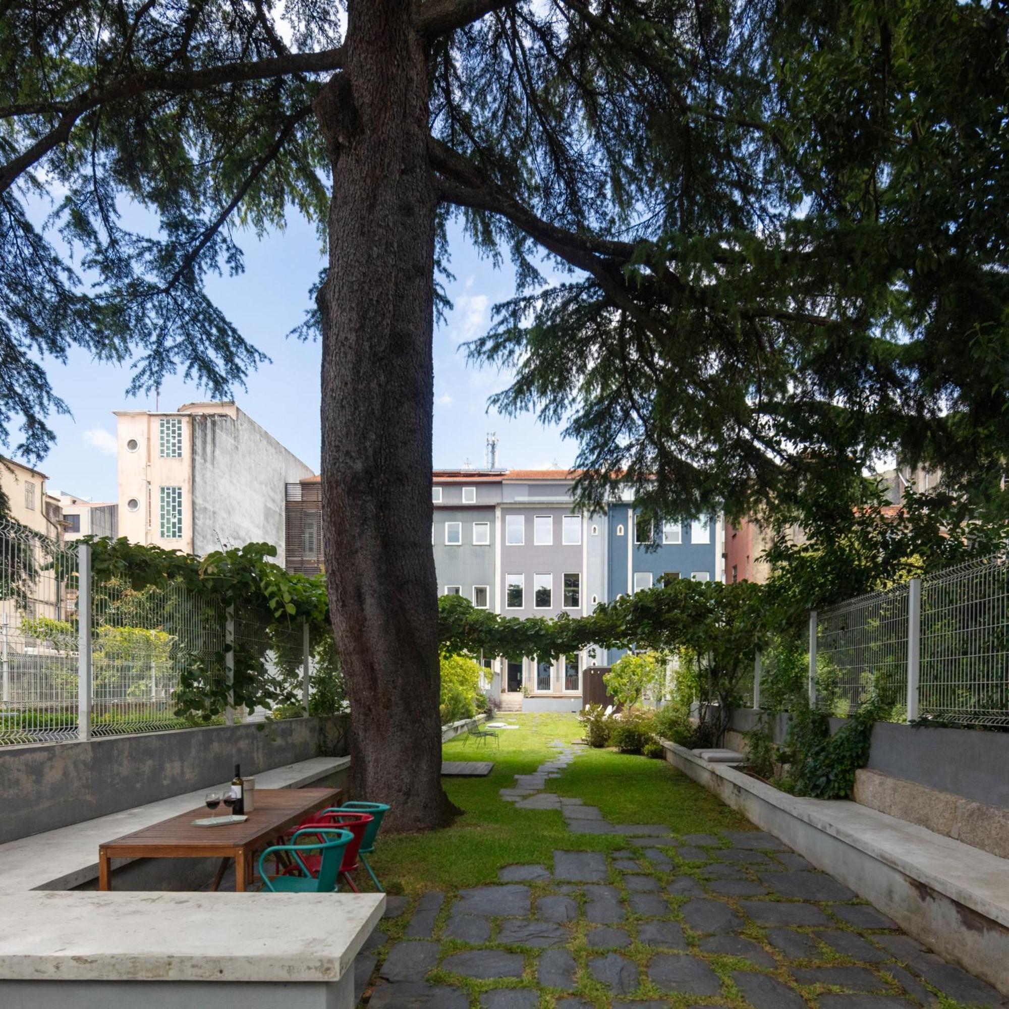Baumhaus Serviced Living - Art & Design Apartments بورتو المظهر الخارجي الصورة